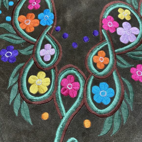 Vtg Olive Green Suede Cape Poncho Embroidery flowers Boho Hippie Festival Retro - Picture 5 of 10